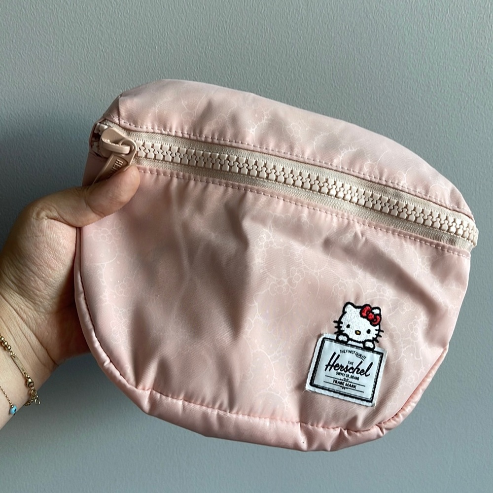 Limited edition Hello Kitty x Herschel Fanny pack belt bag
